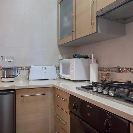 Bmyguest - Marina Apartment *