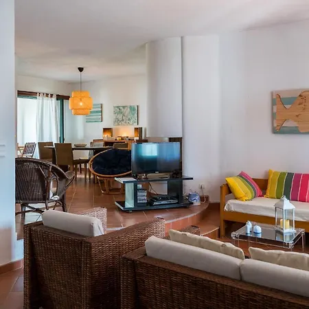 Apartment Bmyguest - Marina